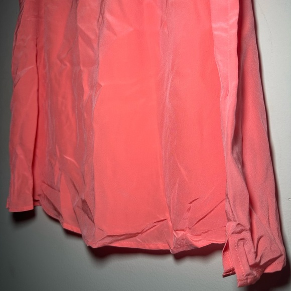 Lilly Pulitzer 100% Silk Pink Sleeveless Henley Tank Blouse Size Medium - Picture 4 of 16